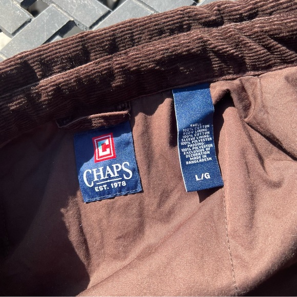 Never really worn it much decided to get rid of it :) - Picture 3 of 3